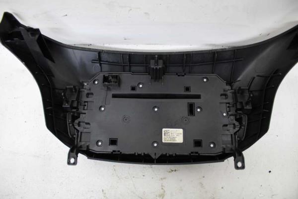 RADIO + ECRAN PEUGEOT 308 2015 - Vue 4